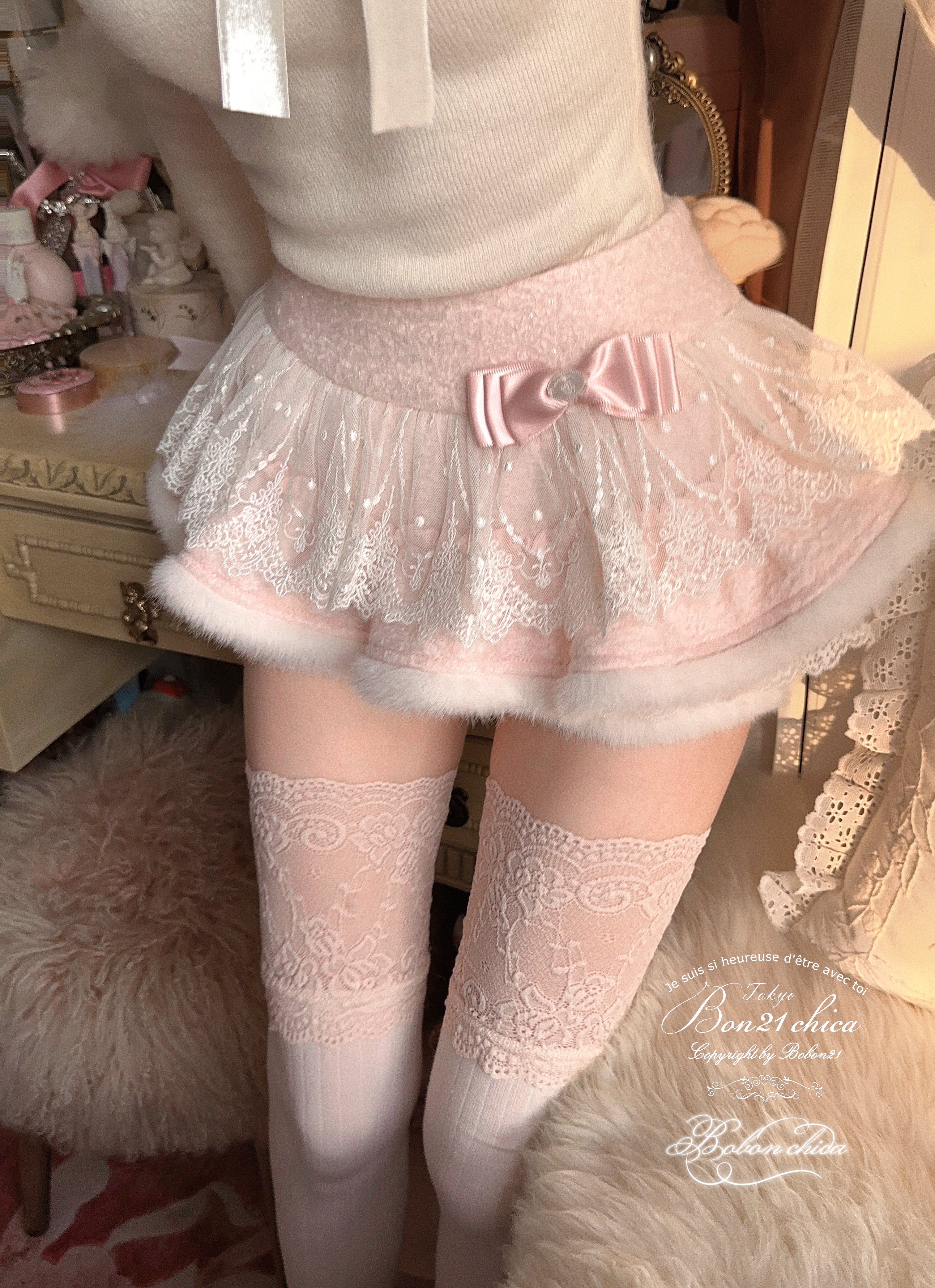 クリームスノー フェイクファー×レース キュロット